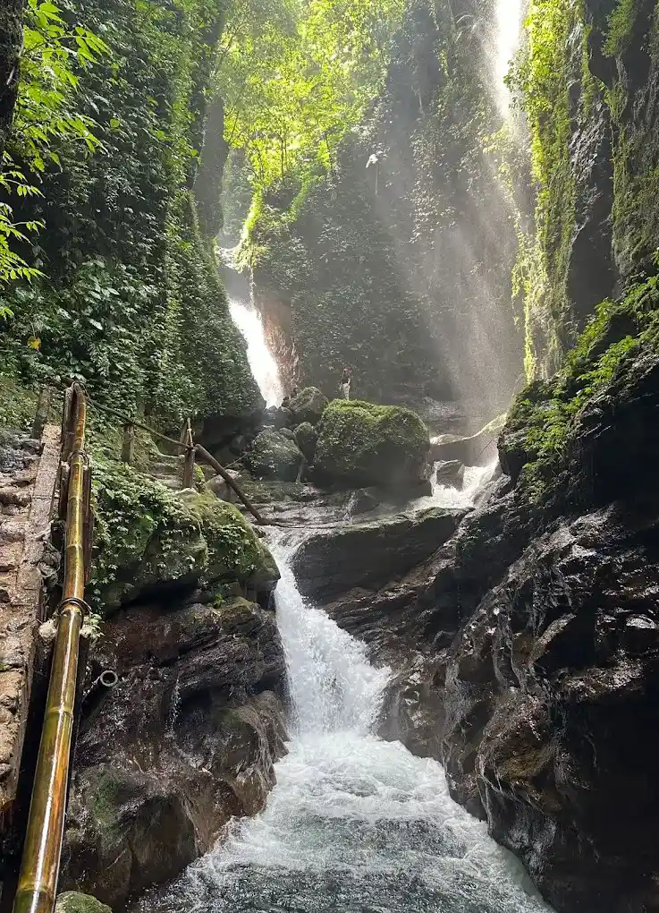 Daya Tarik Curug Walet Pamijahan