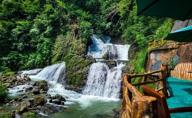 Fasilitas Air Terjun 7 Bidadari